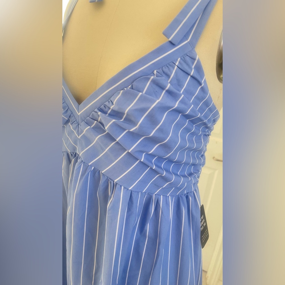 🆕 EXPRESS Blue Striped Maxi Dress - Picture 7 of 13
